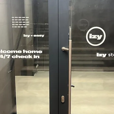 Hostel Izy