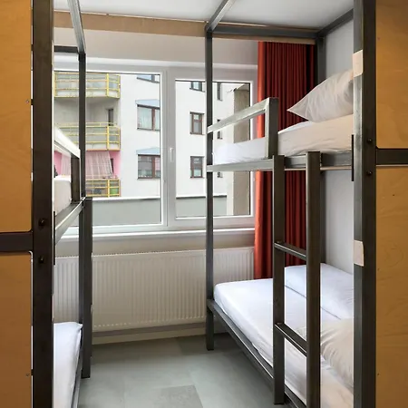 Izy Bratislava
