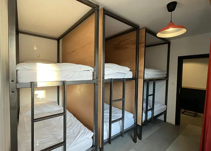 Izy Auberge de jeunesse