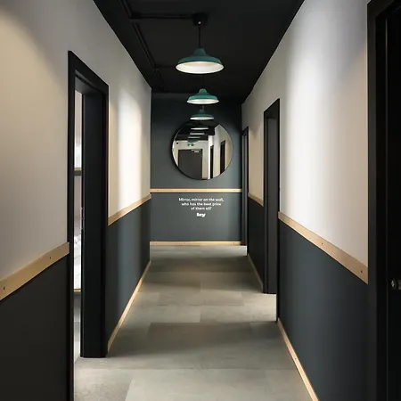 Izy * 布拉迪斯拉发